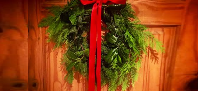 DIY Christmas Wreath: Make your own Christmas decoration DIY Christmas Wreath: Make your own Christmas decoration