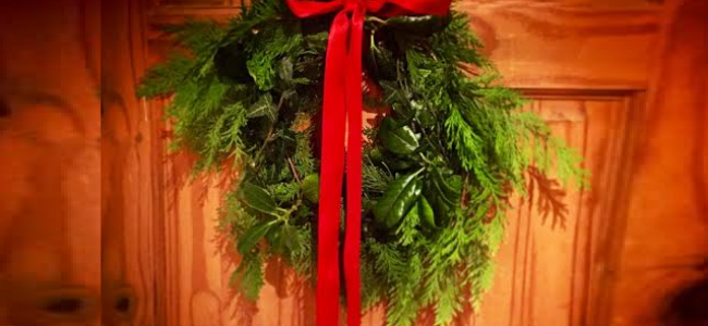 DIY Christmas Wreath: Make your own Christmas decoration  