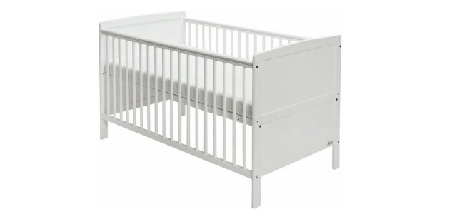 Mum-to-be Diary: A big arrival (not Baby but a beautiful Baby Elegance Cot!)