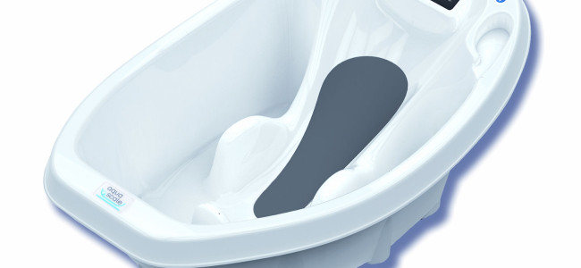 Mum-to-be Diary: Weigh your baby at bath time with the Aquascale 3-in-1 digital baby bath Mum-to-be Diary: Weigh your baby at bath time with the Aquascale 3-in-1 digital baby bath