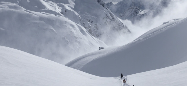 Hotel Aurelio offers Bentley Winter Tour in Lech Hotel Aurelio offers Bentley Winter Tour in Lech