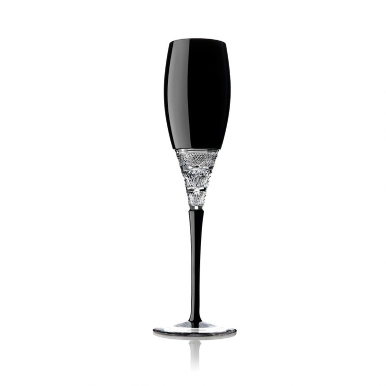 The beautiful designs are a luxury addition to your glassware collection