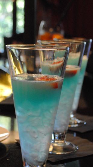 The fabulous blue cocktails