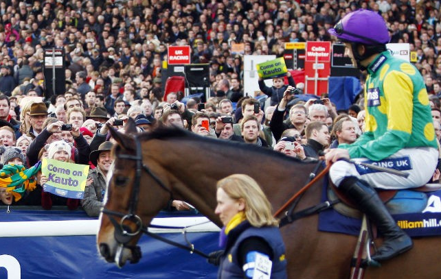 Racing on Boxing Day at Kempton