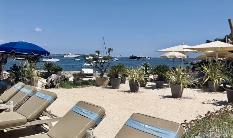 la guerite is one of the best beach clubs in cannes