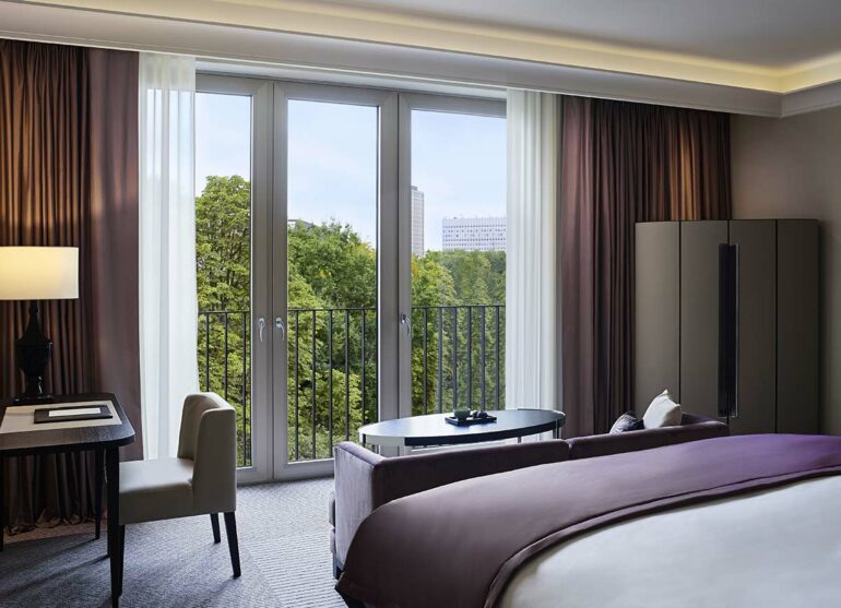 Luxury room at the Sofitel Frankfurt Opera