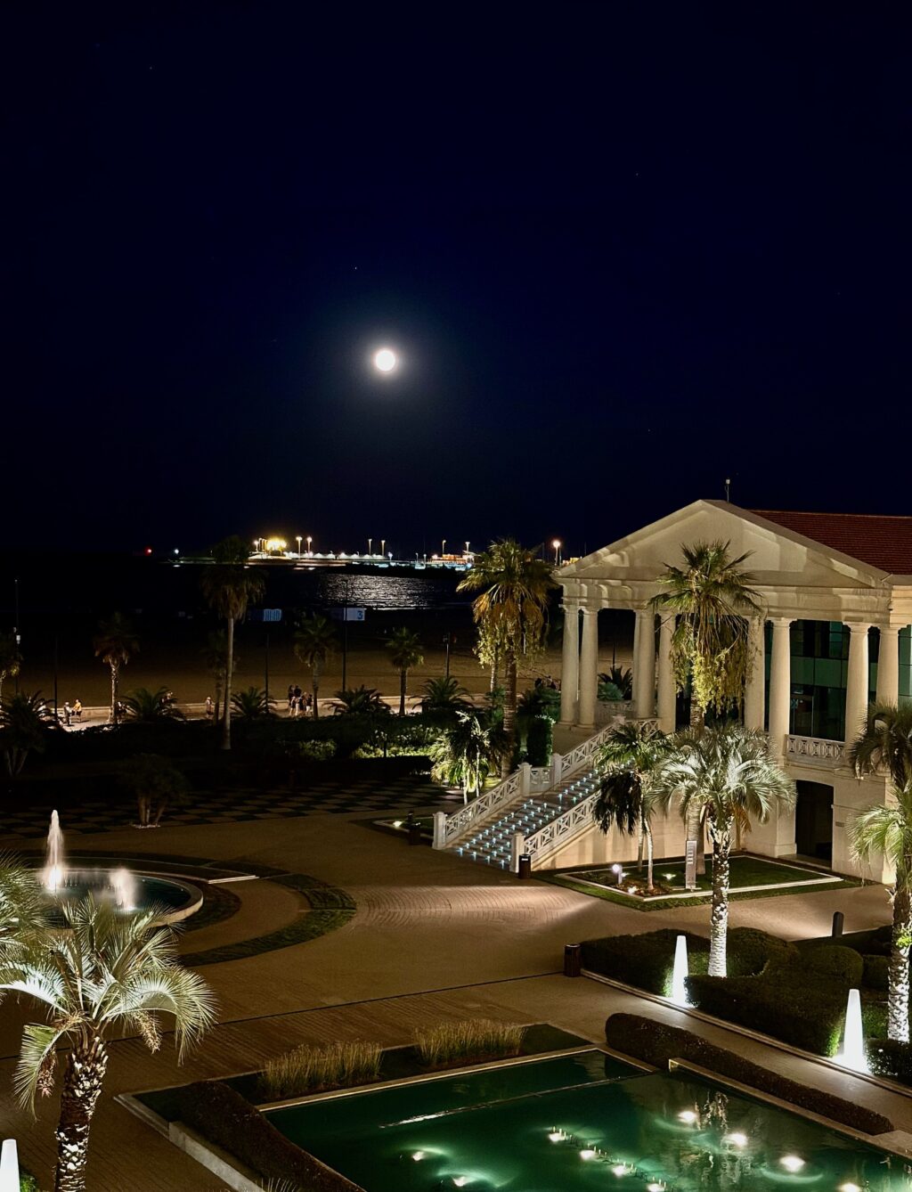 Best beach bars in Valencia The Sloaney